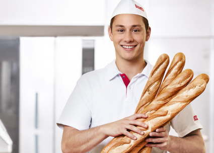 JOWA Mitarbeiter mit Baguettes Thumbnail